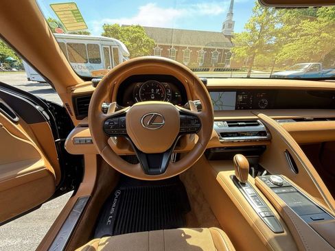 Used 2018 Lexus LC 500 Coupe RWD image 7