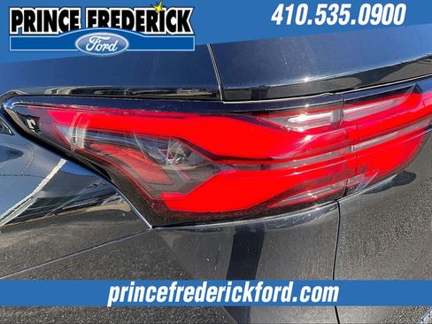 Used 2022 Chevrolet Traverse LS image 28