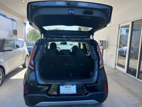 Used 2025 Kia Soul LX w/ LX Technology Package image 29