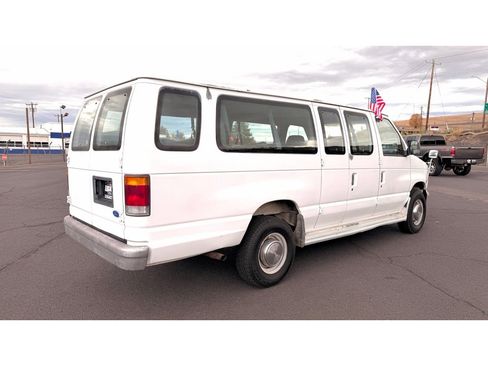 Used 1994 Ford E-350 and Econoline 350 Club Wagon image 8