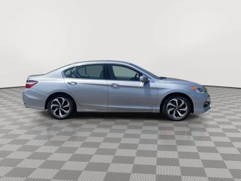 Used 2016 Honda Accord EX-L image 9