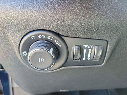 New 2026 Jeep Compass Latitude AWD/4WD image 19