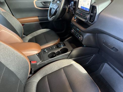 Used 2021 Ford Bronco Sport Outer Banks AWD/4WD image 17