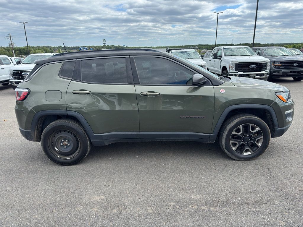 Used 2018 Jeep Compass Trailhawk w/ Safe & Security Group AWD/4WD image 4