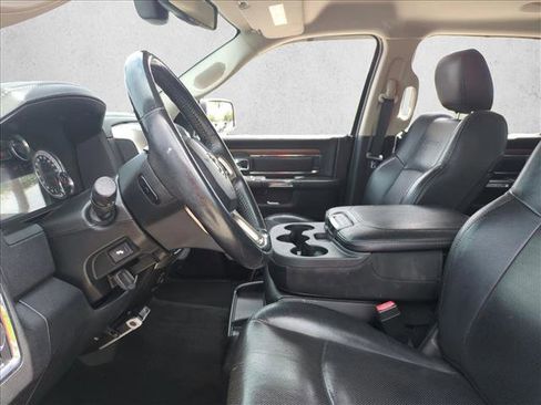 Used 2016 RAM 1500 Laramie w/ Convenience Group AWD/4WD image 16