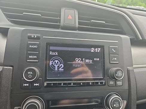 Used 2016 Honda Civic LX-P image 10