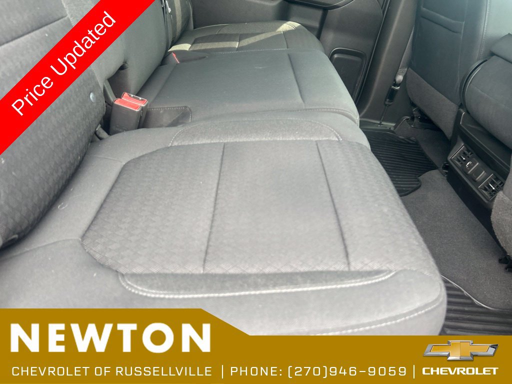 Used 2022 Chevrolet Silverado 1500 LT AWD/4WD image 27