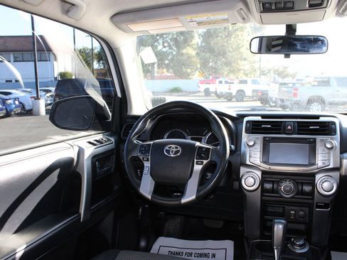 Used 2018 Toyota 4Runner SR5 image 17