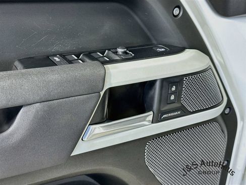 Used 2022 Land Rover Defender 110 S AWD/4WD image 24