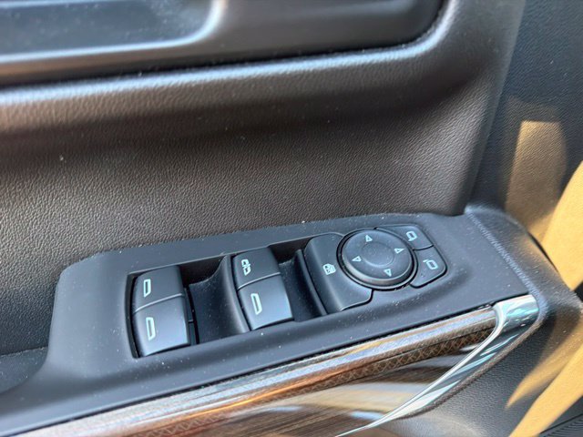 Used 2021 Chevrolet Silverado 1500 RST AWD/4WD image 7
