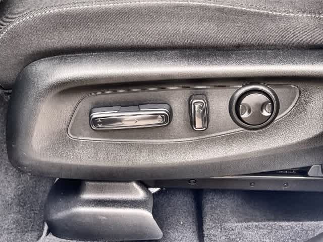 Used 2025 Honda CR-V EX image 31