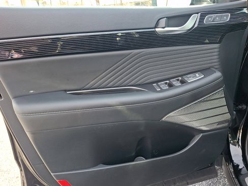 Used 2024 Hyundai Palisade Calligraphy image 13