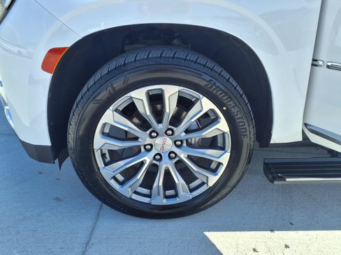 Used 2022 GMC Yukon Denali AWD/4WD image 29