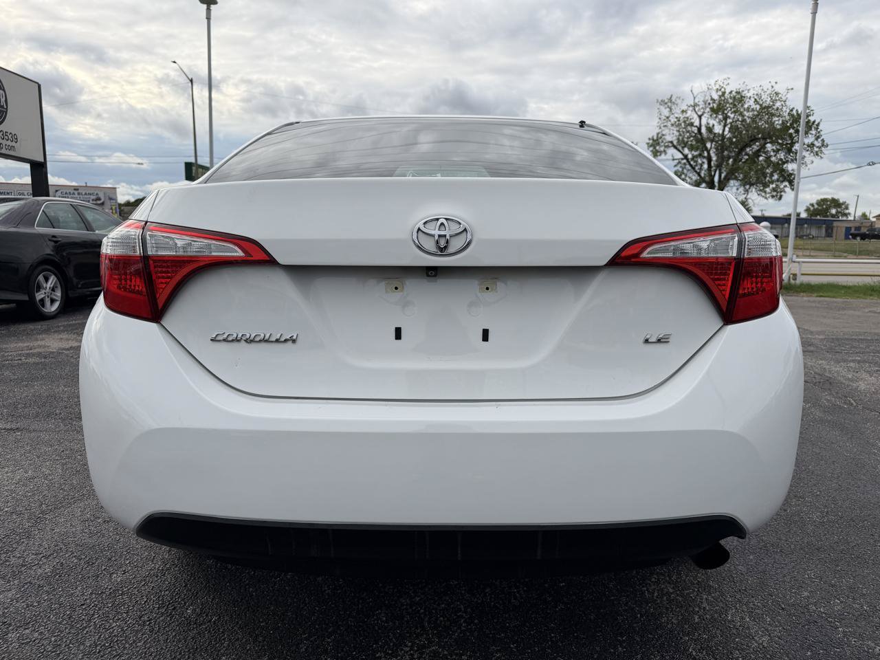 Used 2014 Toyota Corolla LE FWD image 6