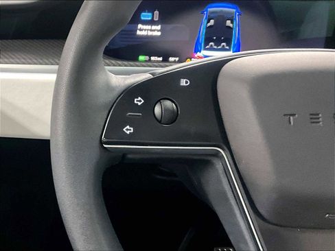 Used 2024 Tesla Model X Plaid image 22