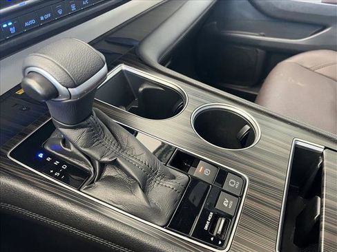 Used 2022 Toyota Sienna Platinum image 20