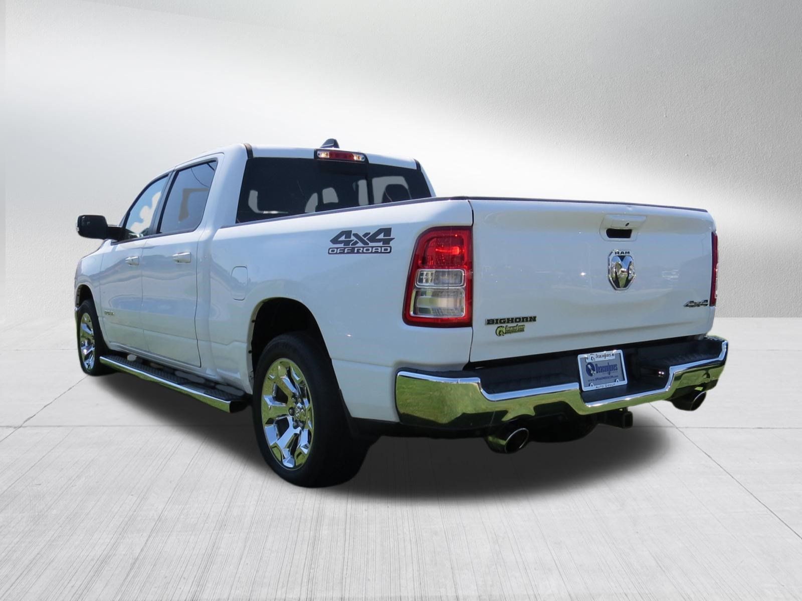 Used 2022 RAM 1500 Big Horn AWD/4WD image 6