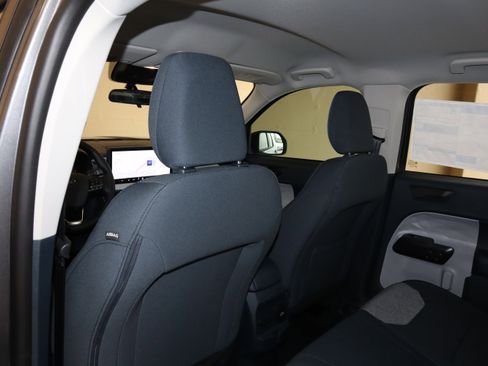 New 2026 Ford Maverick XLT w/ XLT Luxury Package image 37