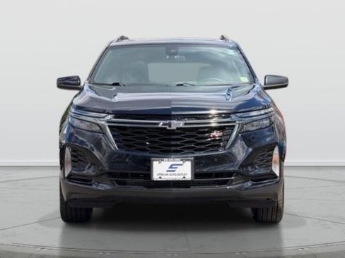 Used 2023 Chevrolet Equinox RS AWD/4WD image 2