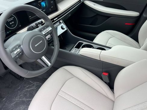 New 2026 Hyundai Sonata Limited FWD image 10