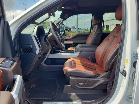 Certified 2021 Ford F450 King Ranch w/ King Ranch Ultimate Package AWD/4WD image 17
