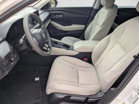Certified 2023 Honda Accord LX image 14