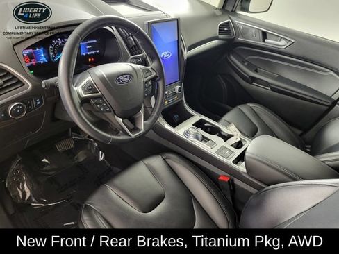 Used 2022 Ford Edge Titanium AWD/4WD image 12