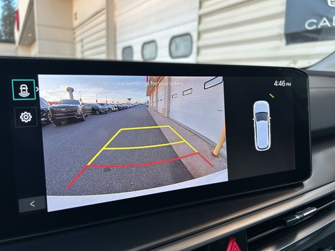 Certified 2025 Kia Sorento S w/ Panoramic Sunroof Package image 22