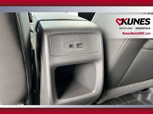 New 2026 Buick Envista Sport Touring w/ Studio Series FWD image 34