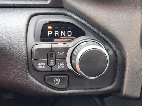 New 2026 RAM 1500 Express image 16