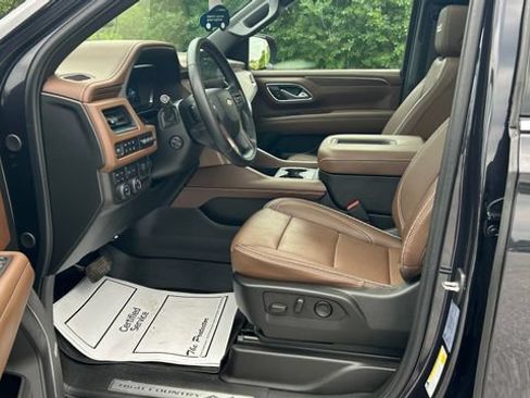 Certified 2024 Chevrolet Tahoe High Country AWD/4WD image 14