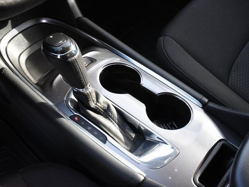 Used 2018 Chevrolet Malibu LT w/ Driver Confidence Package image 21