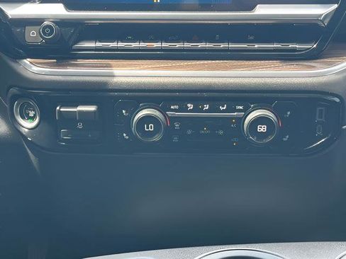 Used 2023 Chevrolet Silverado 1500 LT w/ Protection Package image 27