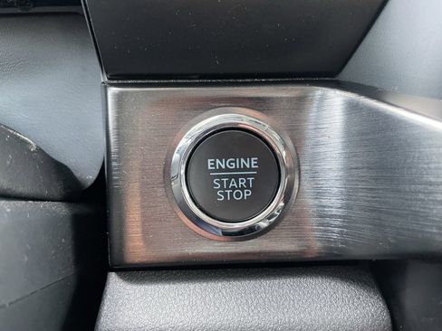 Used 2024 Ford F250 Lariat w/ Lariat Ultimate Package image 48