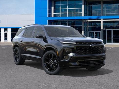 New 2026 Chevrolet Traverse RS w/ LPO, Floor Liner Package AWD/4WD image 7