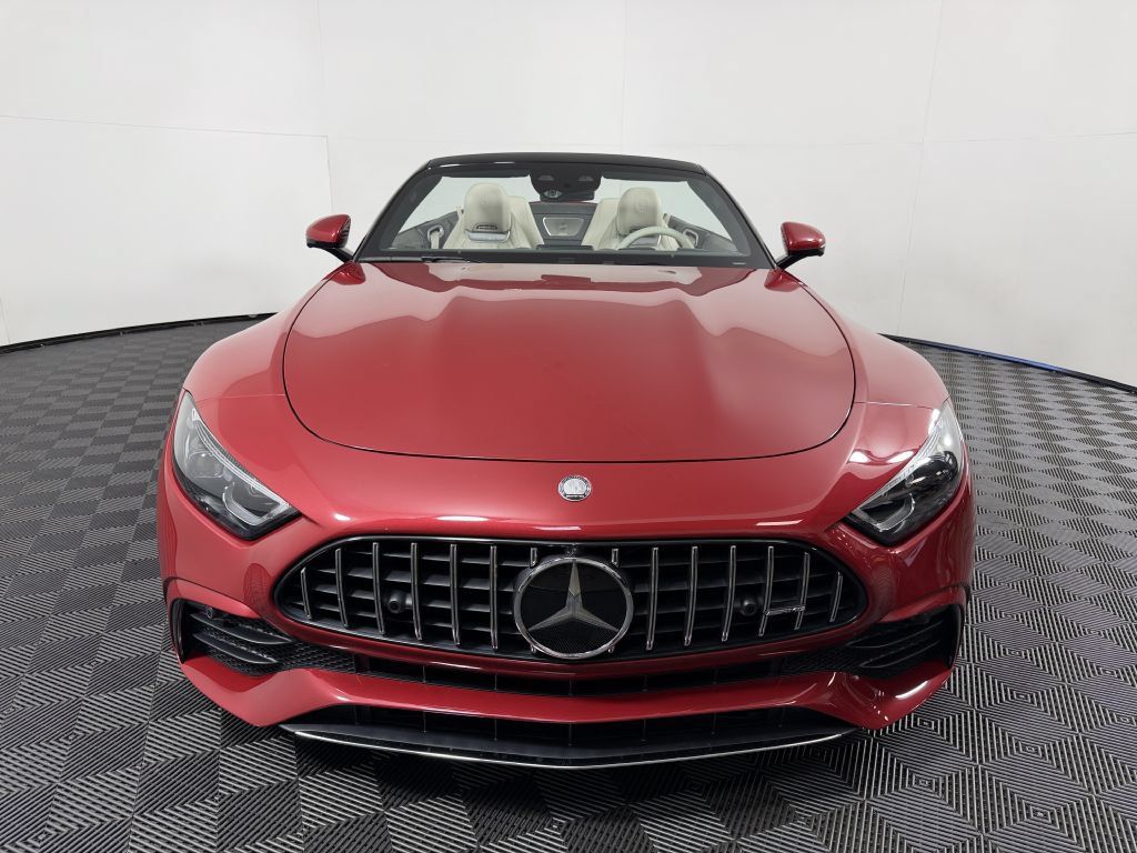 Used 2024 Mercedes-Benz SL 43 AMG image 25