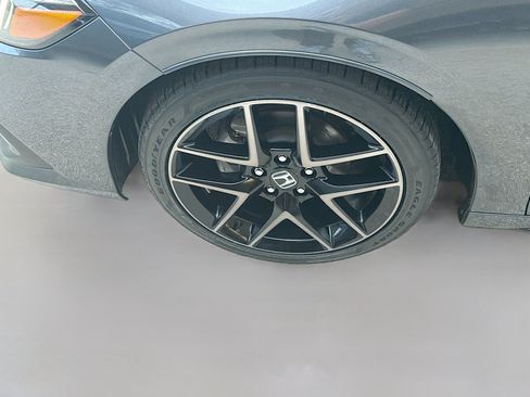 Certified 2024 Honda Civic Sport Touring image 36