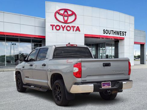 Used 2021 Toyota Tundra SR5 w/ SR5 Upgrade Package RWD image 4