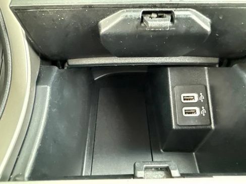 Used 2020 Ford Edge SEL AWD/4WD image 26