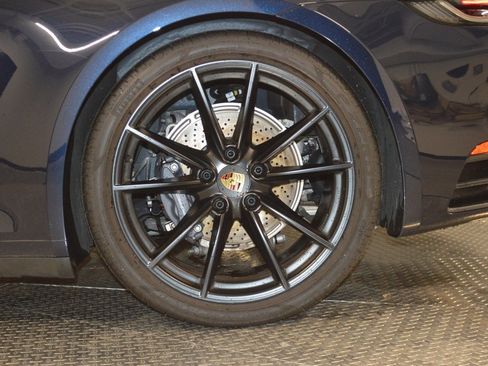 Certified 2021 Porsche 911 Carrera image 14