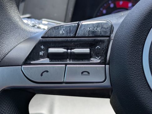 Used 2023 Hyundai Elantra SEL FWD image 21