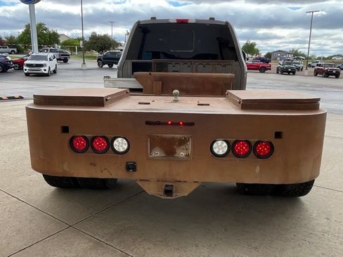 Used 2023 Ford F350 Lariat AWD/4WD image 6