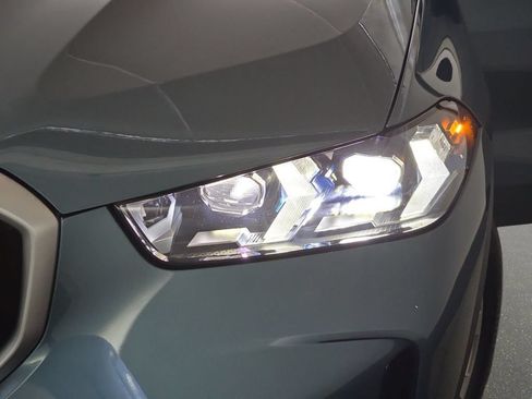 Used 2026 BMW X5 xDrive40i AWD/4WD image 30