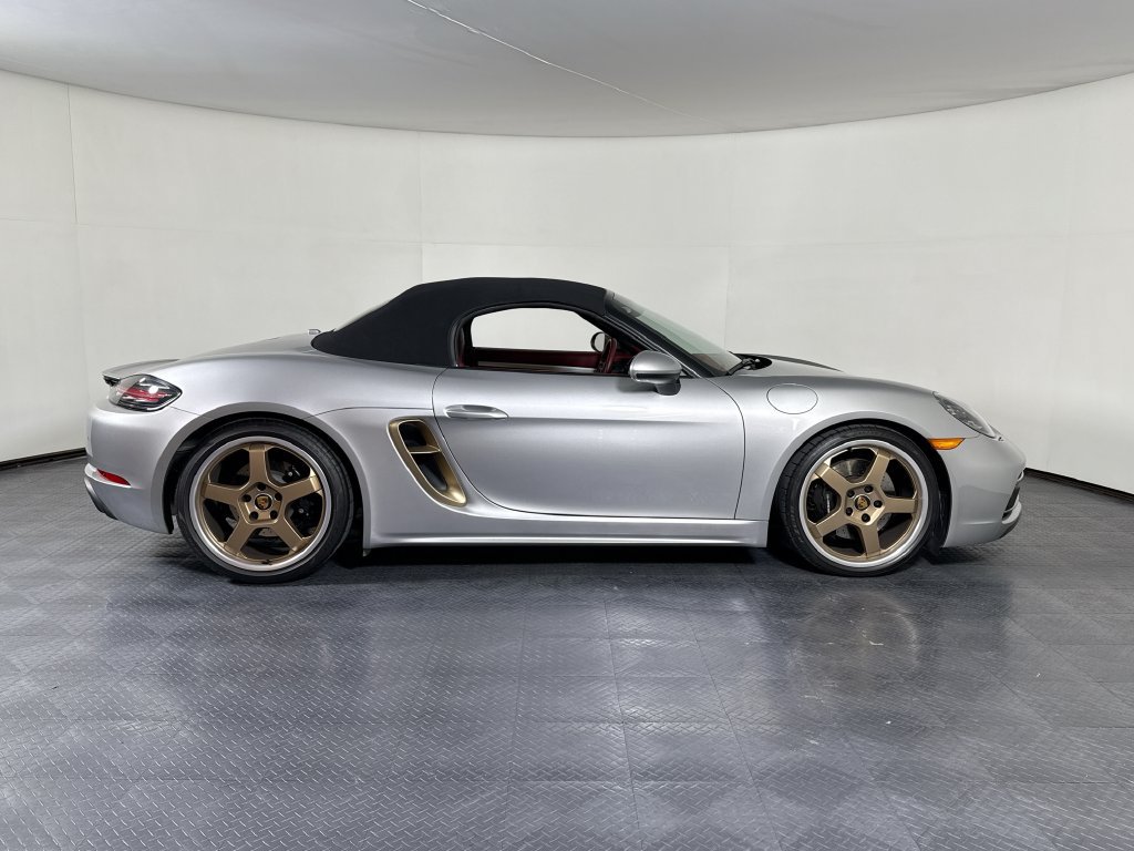 Used 2022 Porsche 718 Boxster RWD image 8