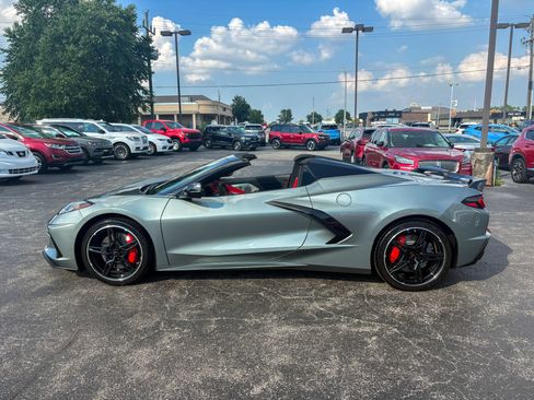 Used 2024 Chevrolet Corvette Stingray Preferred Conv w/ Z51 Performance Package RWD image 11