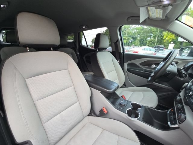 Used 2022 GMC Terrain SLE w/ Driver Convenience Package FWD image 21