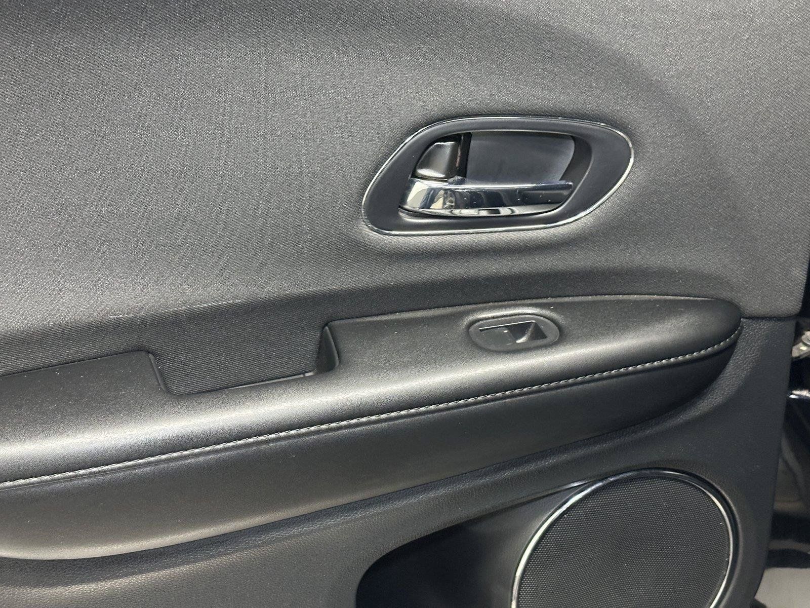 Used 2022 Honda HR-V EX image 30