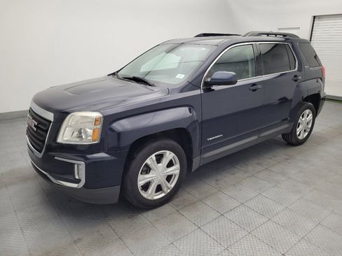 Used 2017 GMC Terrain SLE FWD image 2