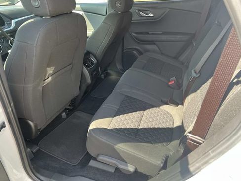 Used 2021 Chevrolet Blazer LT FWD image 14