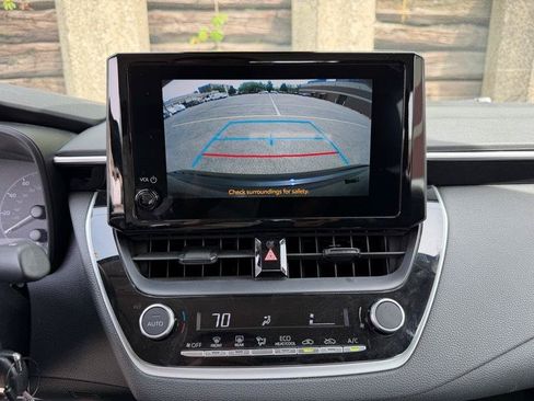 Used 2024 Toyota Corolla LE FWD image 22